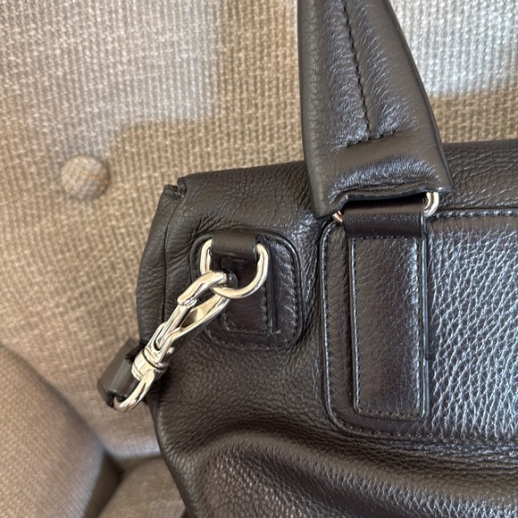 Givenchy bag with strap and handle - Picture 6 of 8